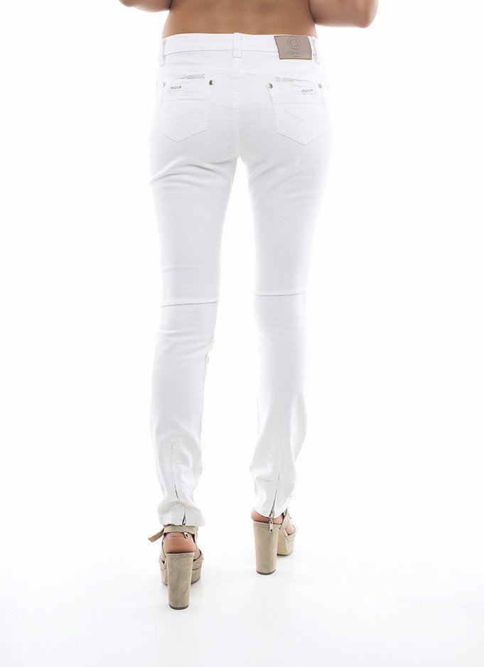 Skinny Leg Jeans in White